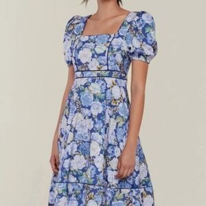 Rachel Parcell Navy and White Floral Dress. Puff Sleeve. Size 10